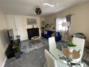 Photo 7- click for photo gallery